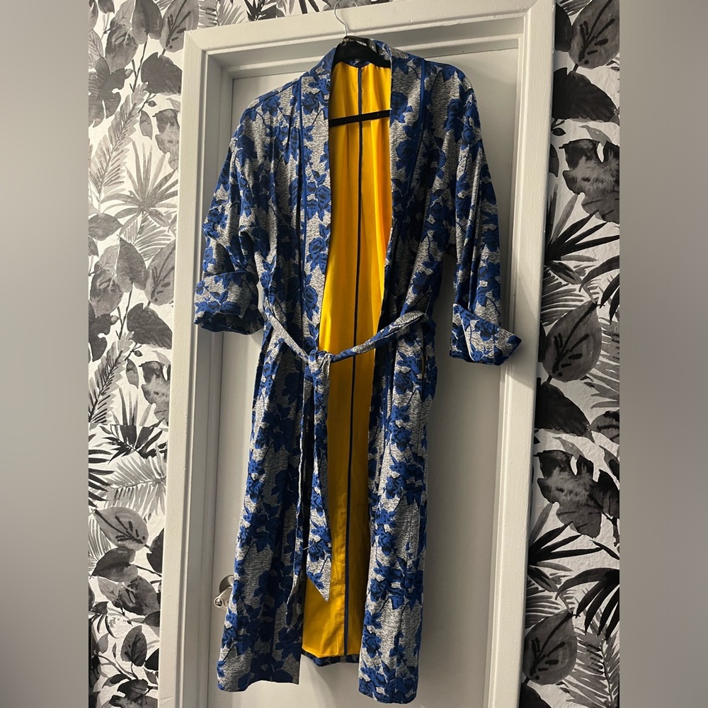 Gabrielle Union New York & co kimono coat